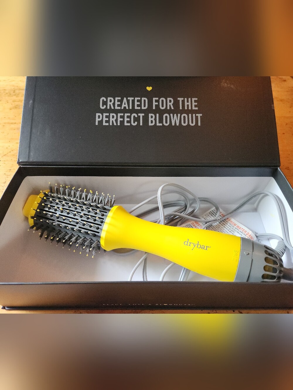 Like New Drybar The Double Shot Blow-Dryer Brush